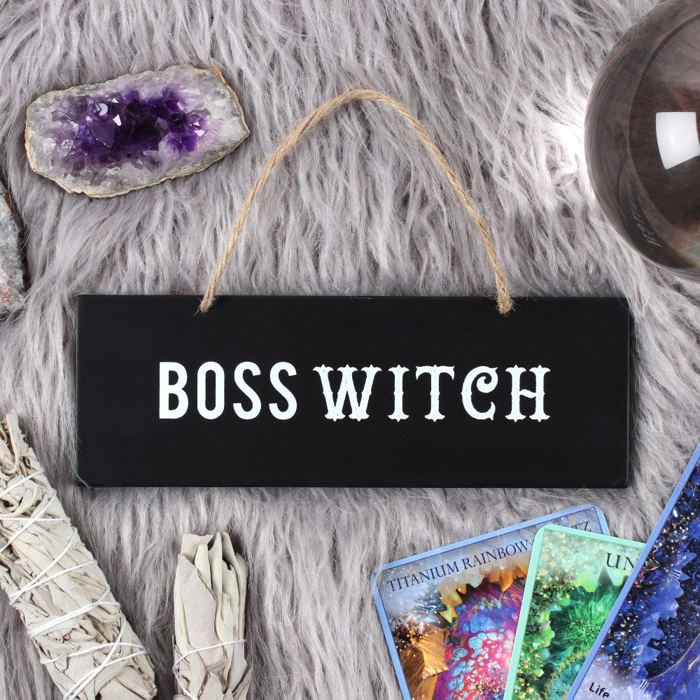 Schild "Boss Witch"